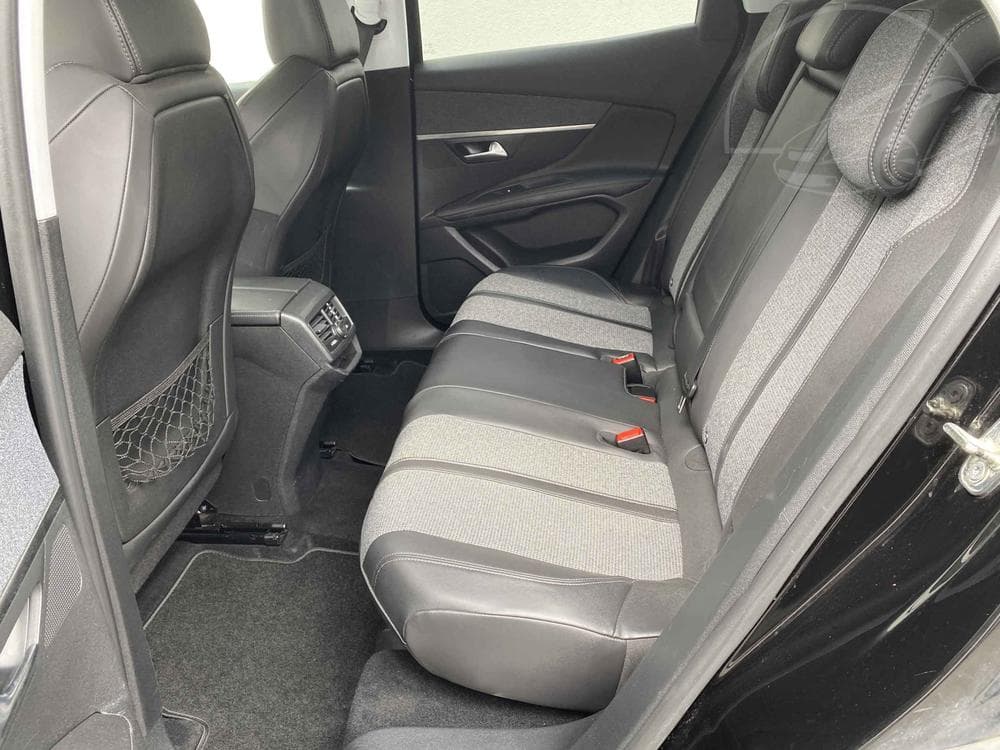 2018 Peugeot 3008 - 10