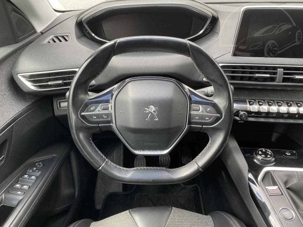 2018 Peugeot 3008 - 11