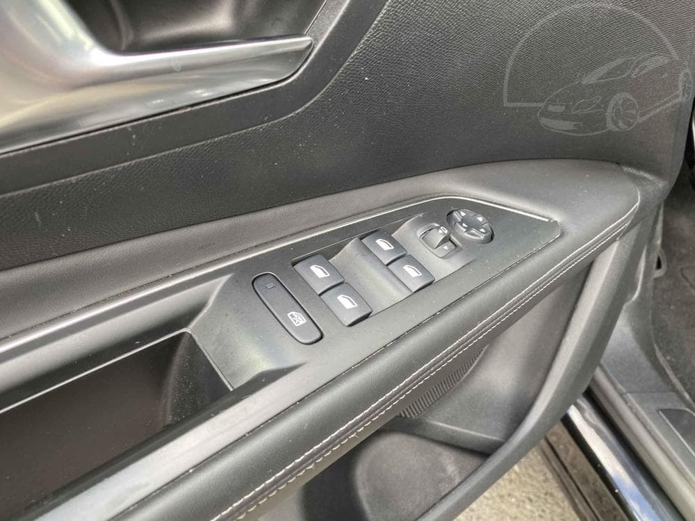 2018 Peugeot 3008 - 13