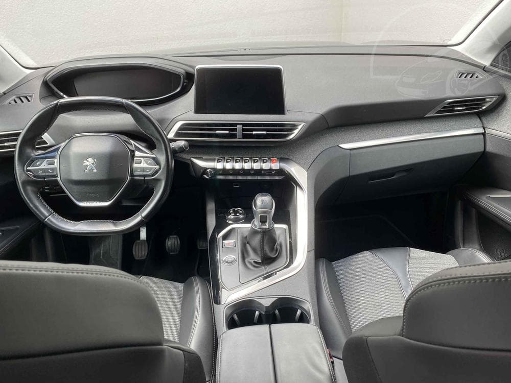 2018 Peugeot 3008 - 8