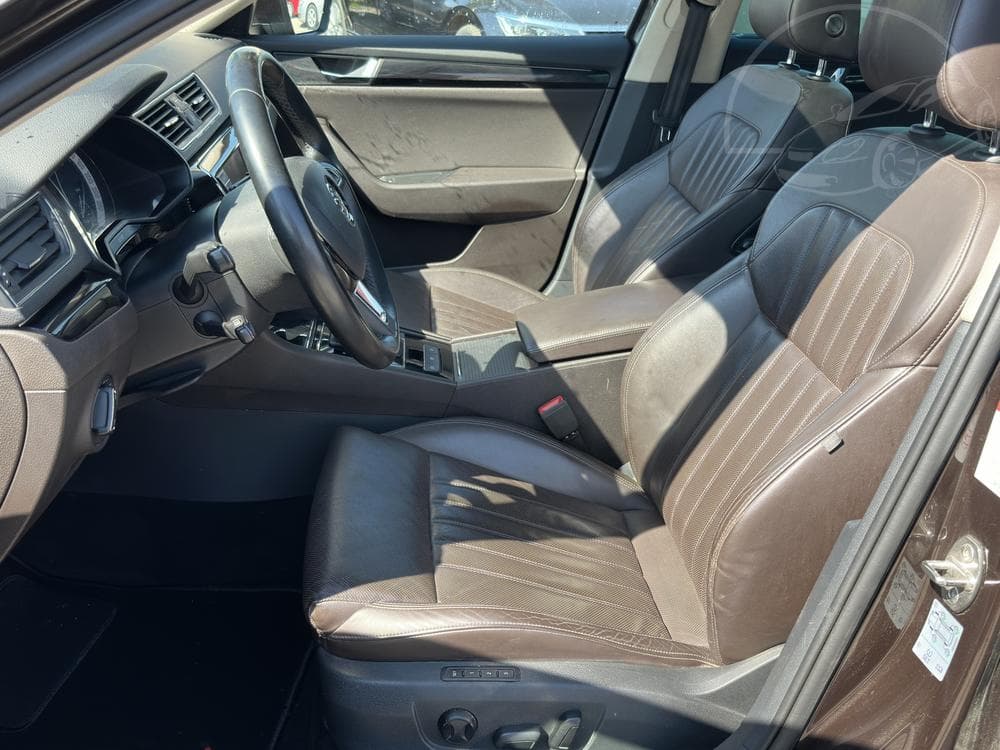 2015 Škoda SUPERB - 10