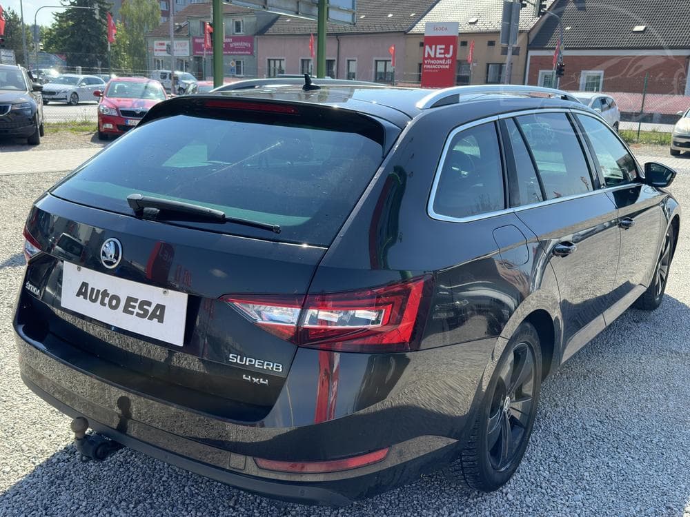 2015 Škoda SUPERB - 4