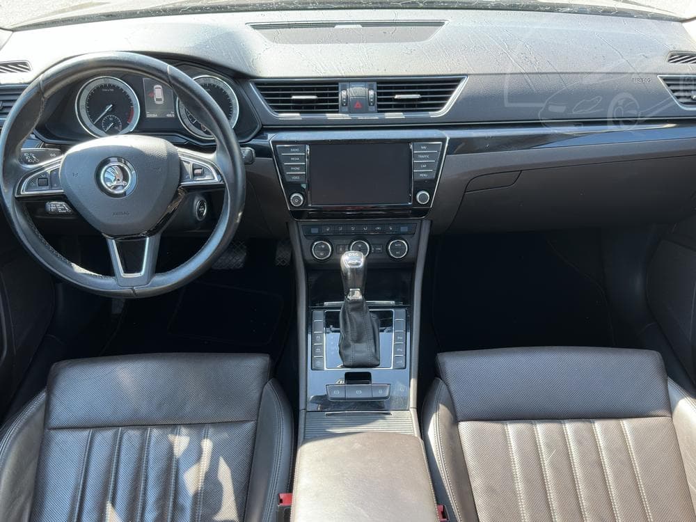 2015 Škoda SUPERB - 9