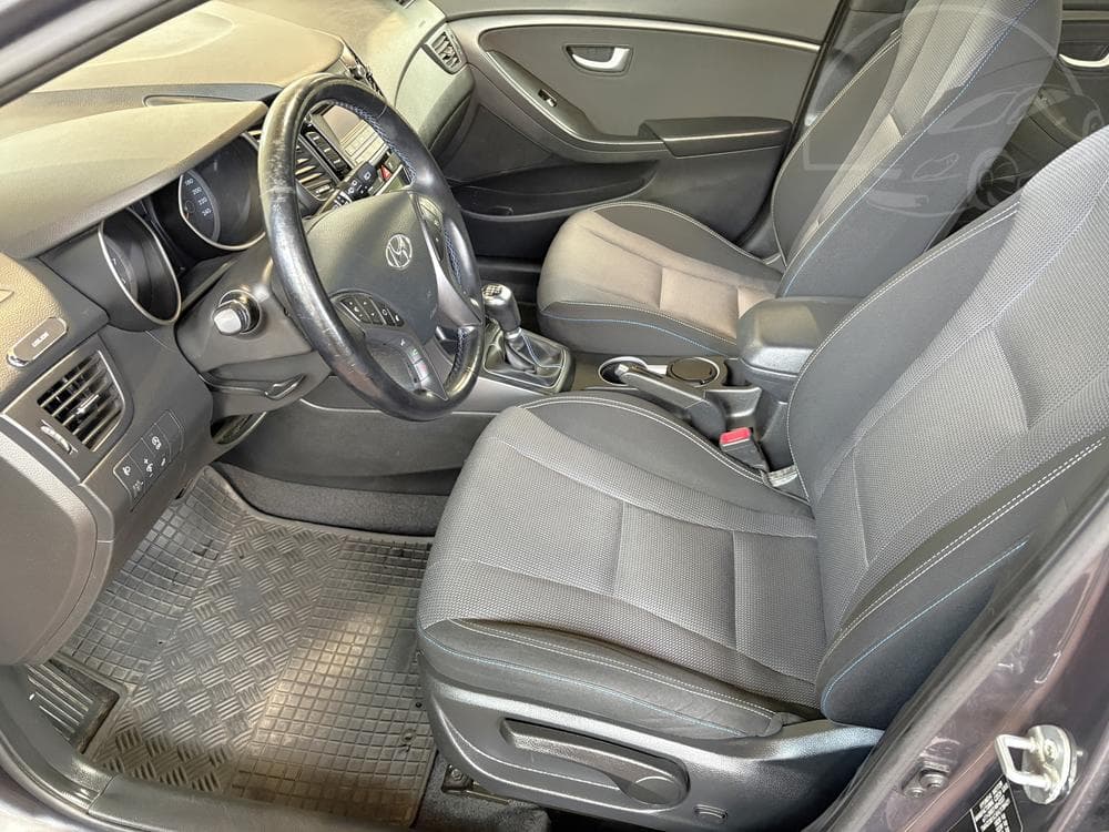 2017 Hyundai i30 - 17