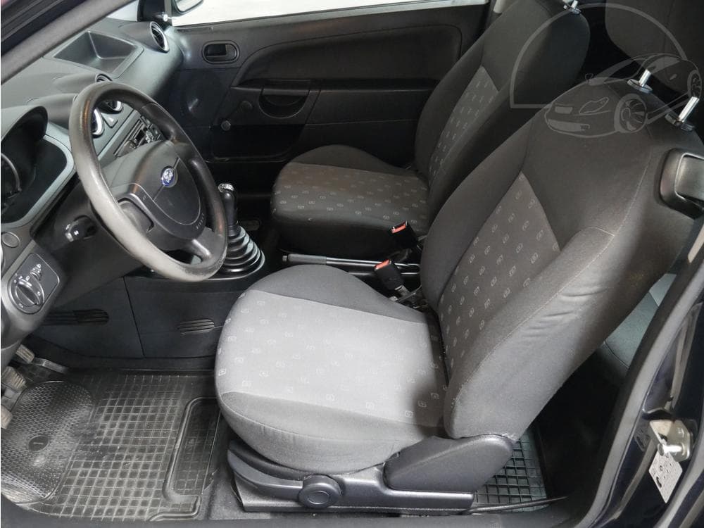 2005 Ford FIESTA - 17