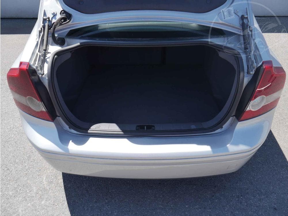 2004 Volvo S40 - 7