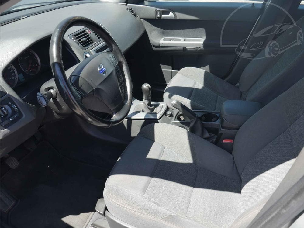 2004 Volvo S40 - 9