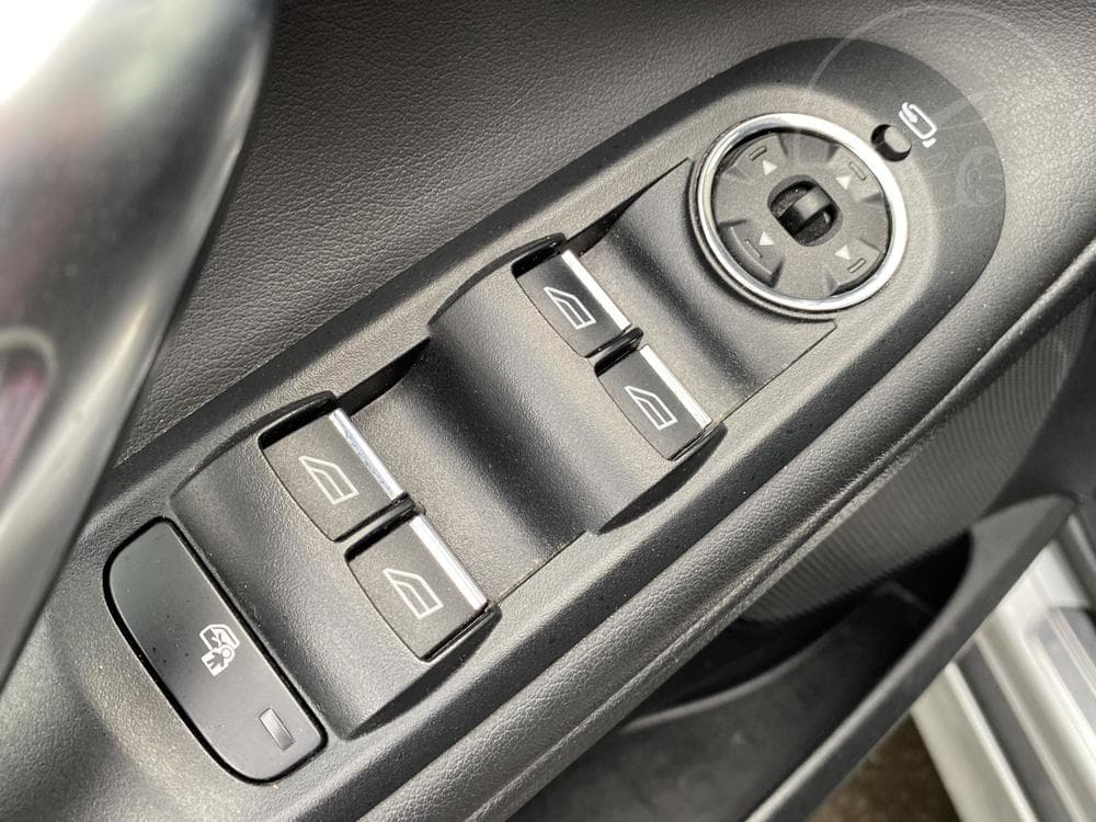 2013 Ford S-Max - 14