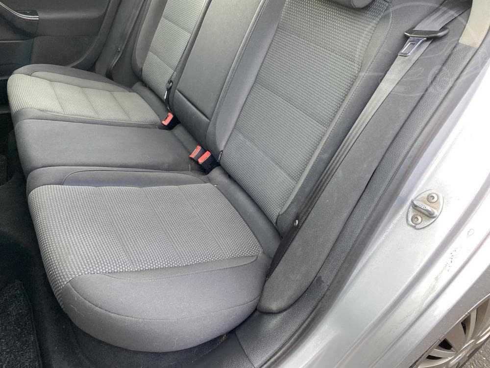 2009 Volkswagen Golf - 28