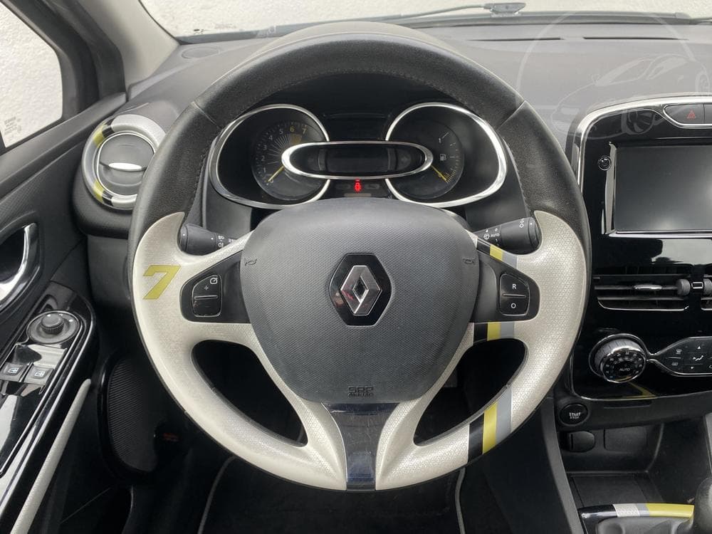 2014 Renault CLIO - 11