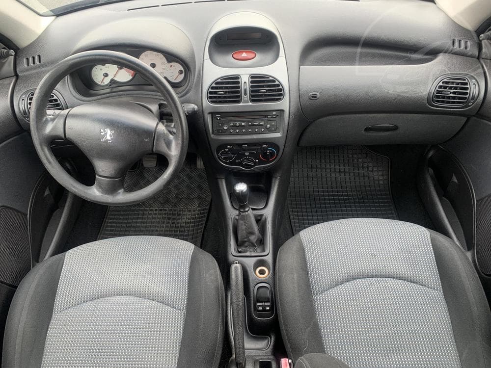 2004 Peugeot 206 - 8