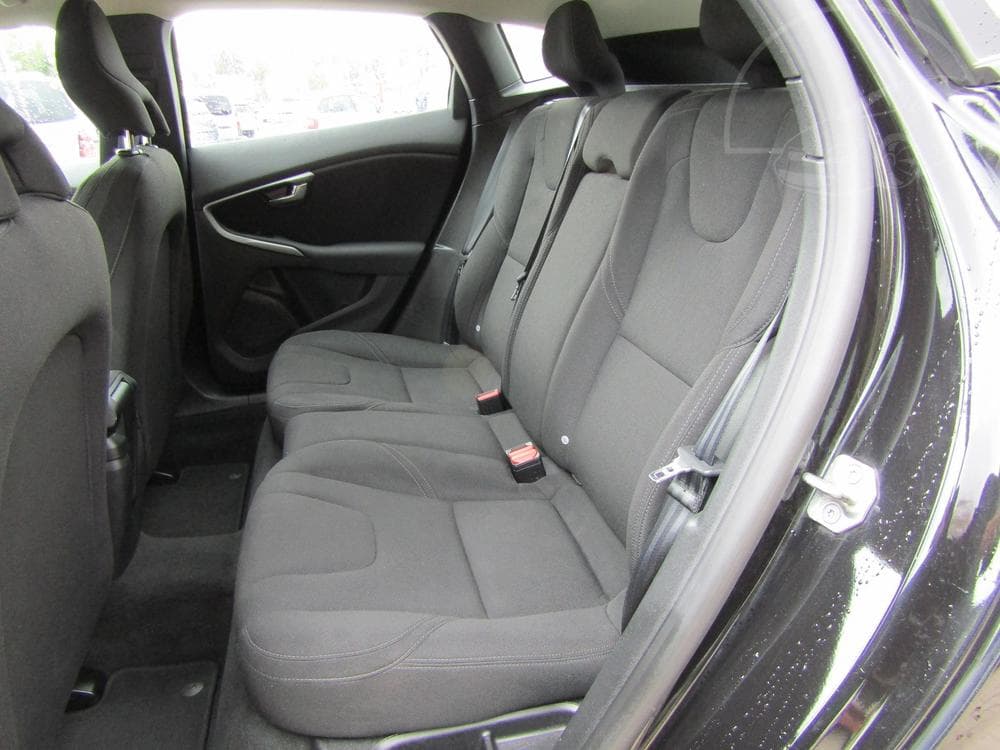 2016 Volvo V40 - 10