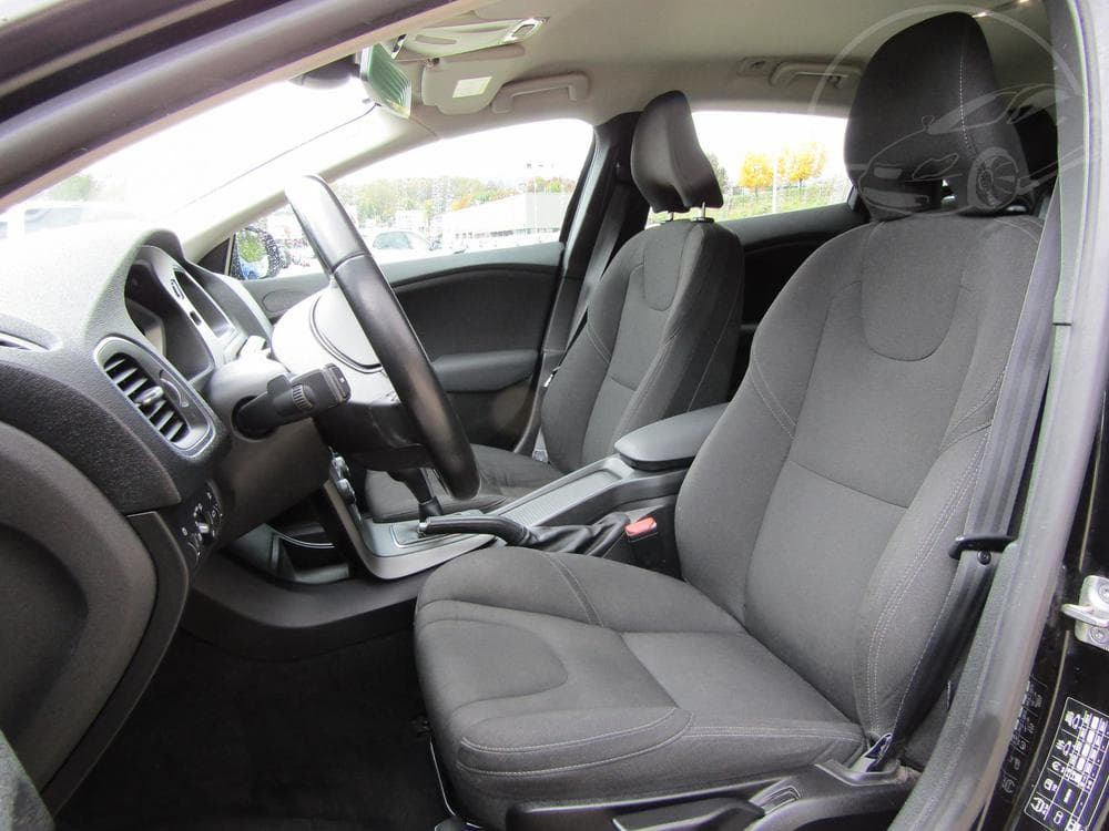 2016 Volvo V40 - 9