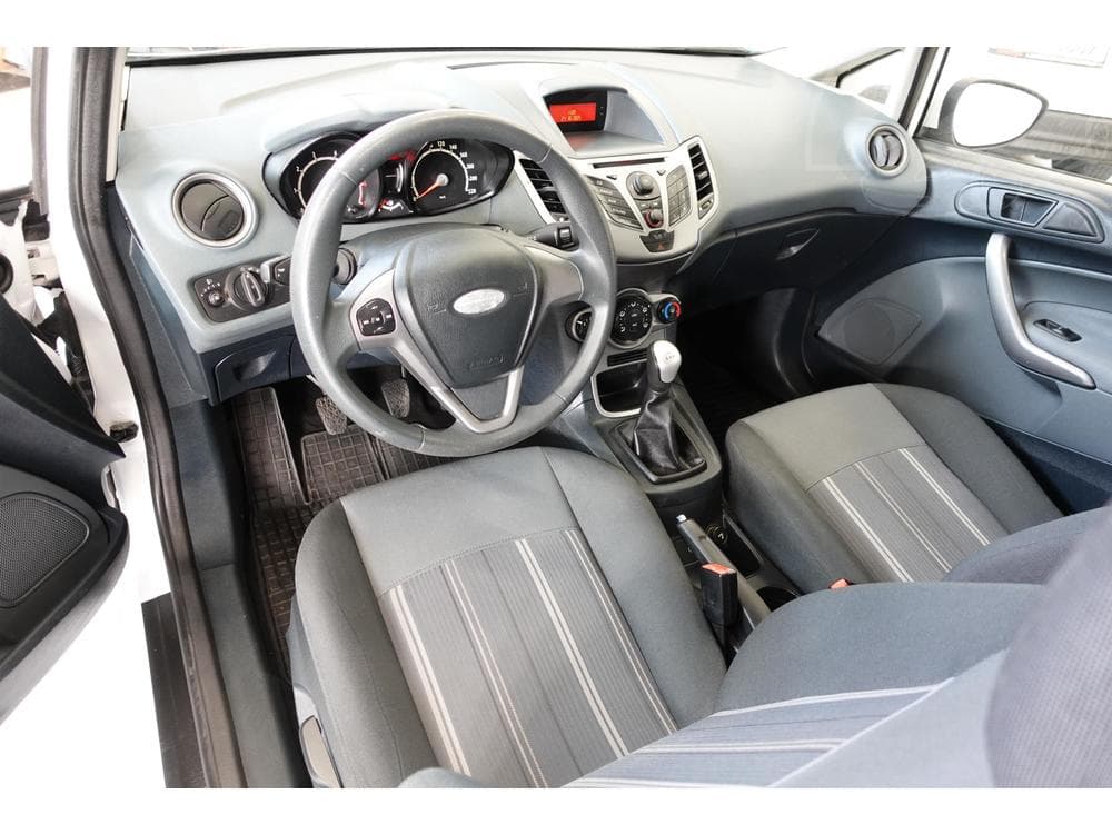 2008 Ford FIESTA - 8