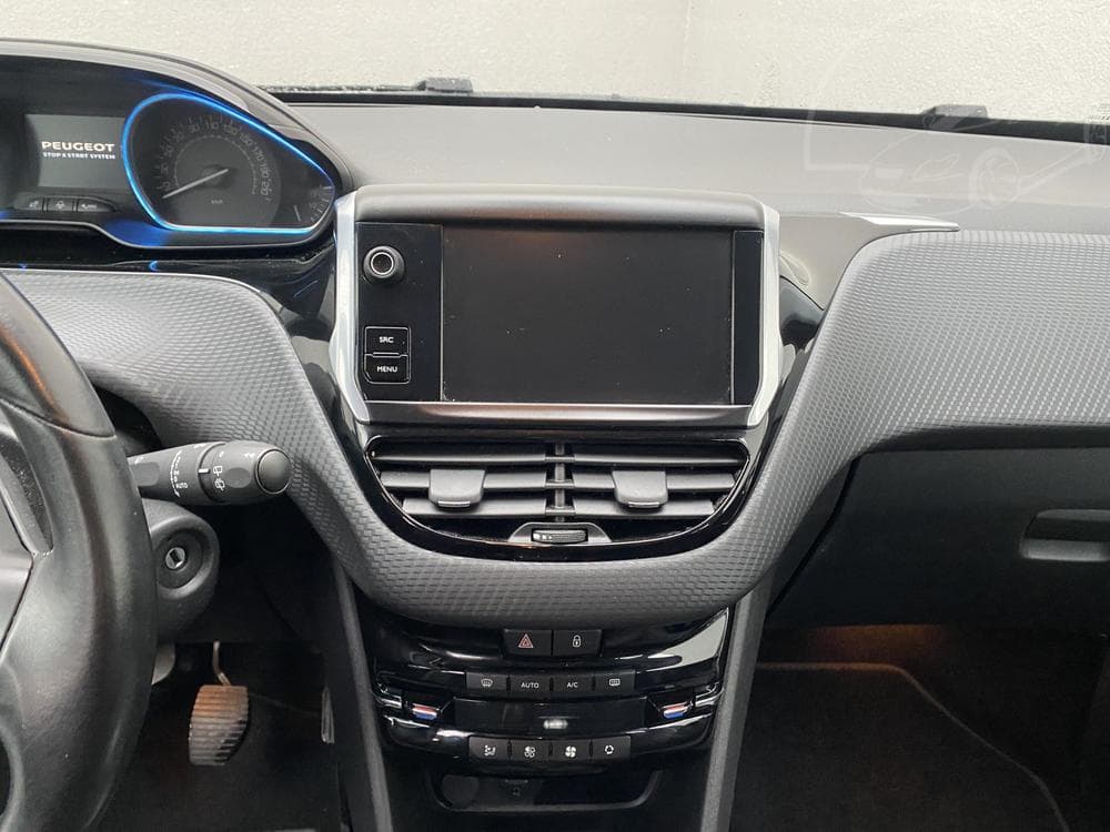 2016 Peugeot 2008 - 12
