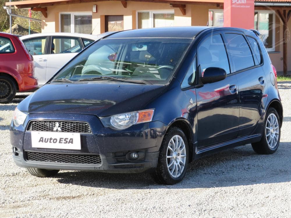 2012 Mitsubishi Colt - 7