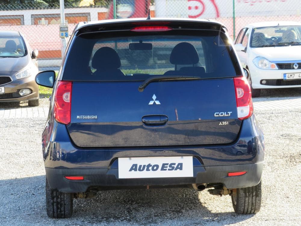 2012 Mitsubishi Colt - 13