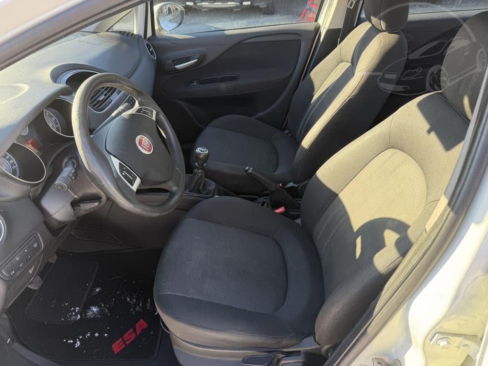 2013 Fiat PUNTO - 9