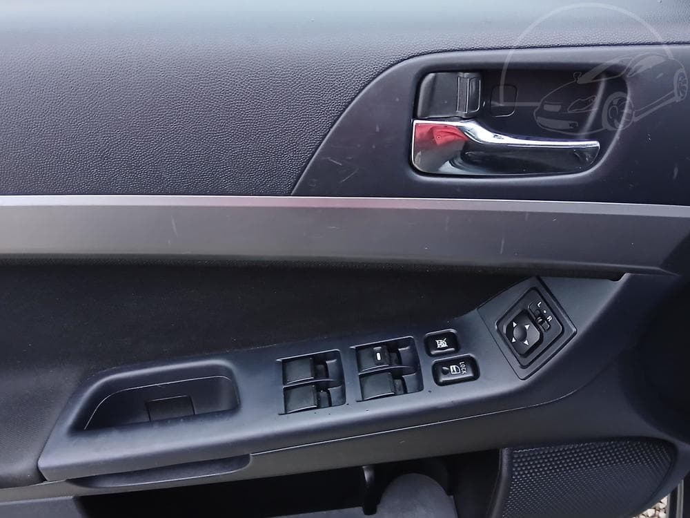 2011 Mitsubishi Lancer - 41