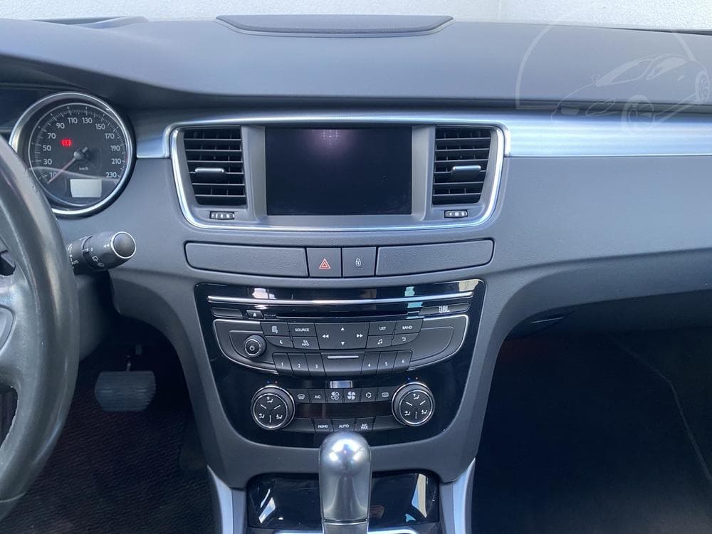 2014 Peugeot 508 - 12