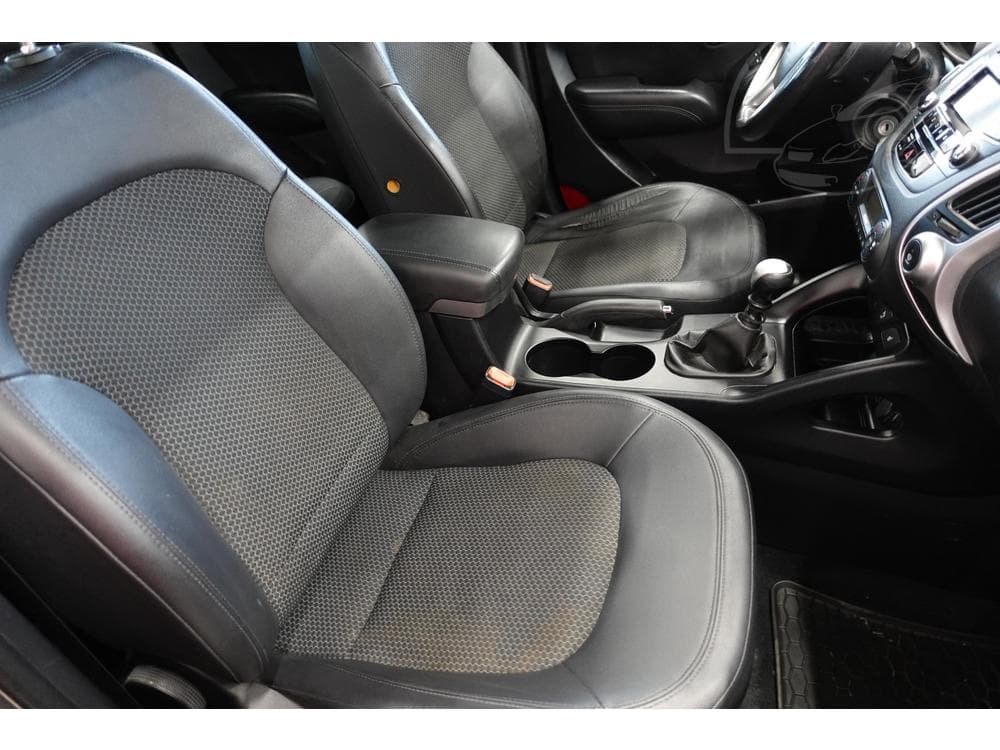 2012 Hyundai ix35 - 12