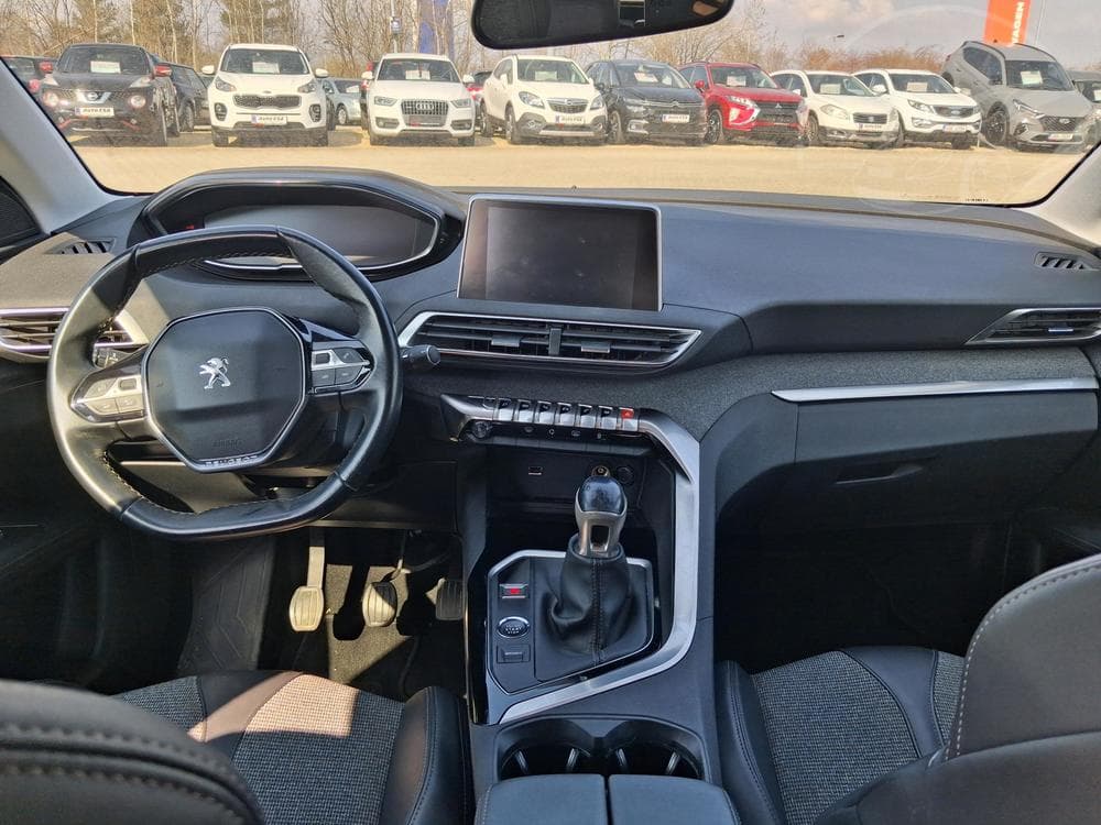 2019 Peugeot 3008 - 15