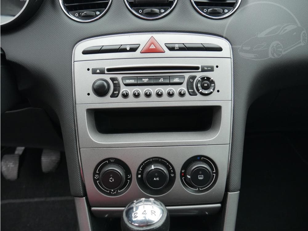 2013 Peugeot 308 - 11