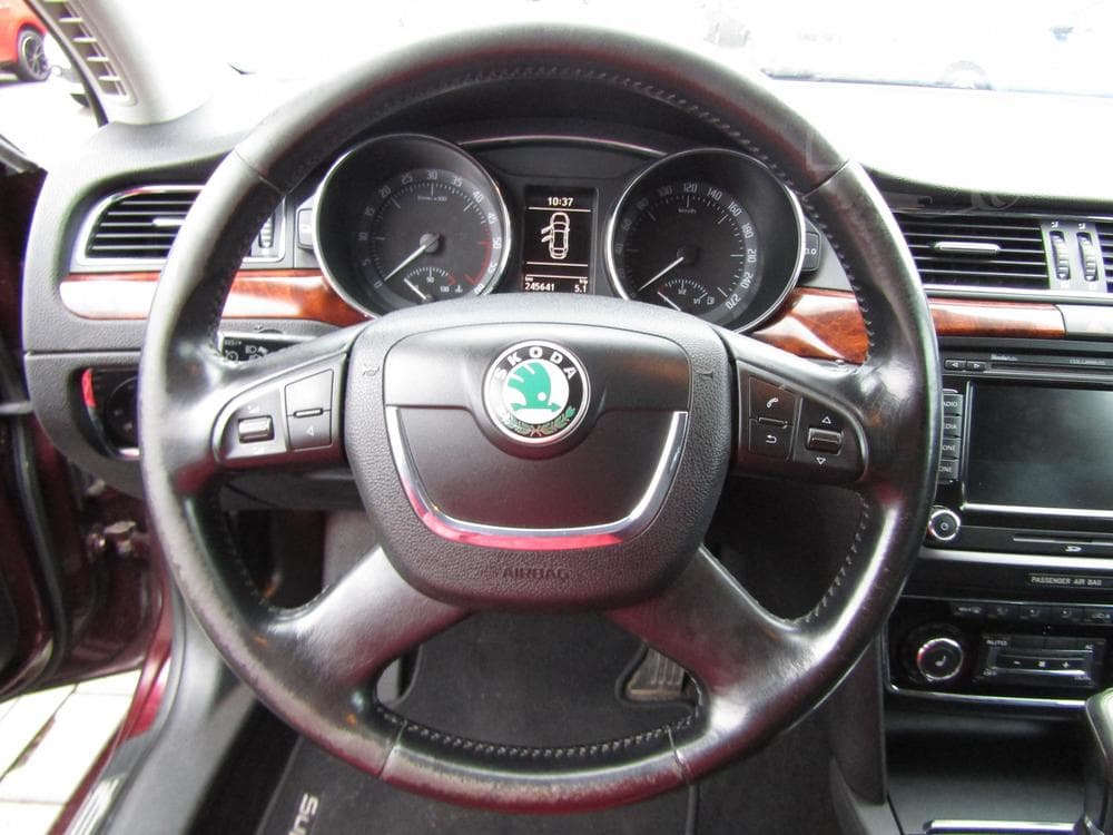 2008 Škoda SUPERB - 18
