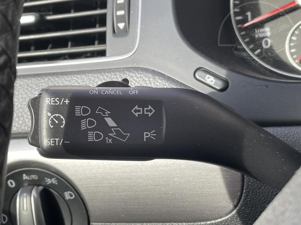 2011 Volkswagen JETTA - 18
