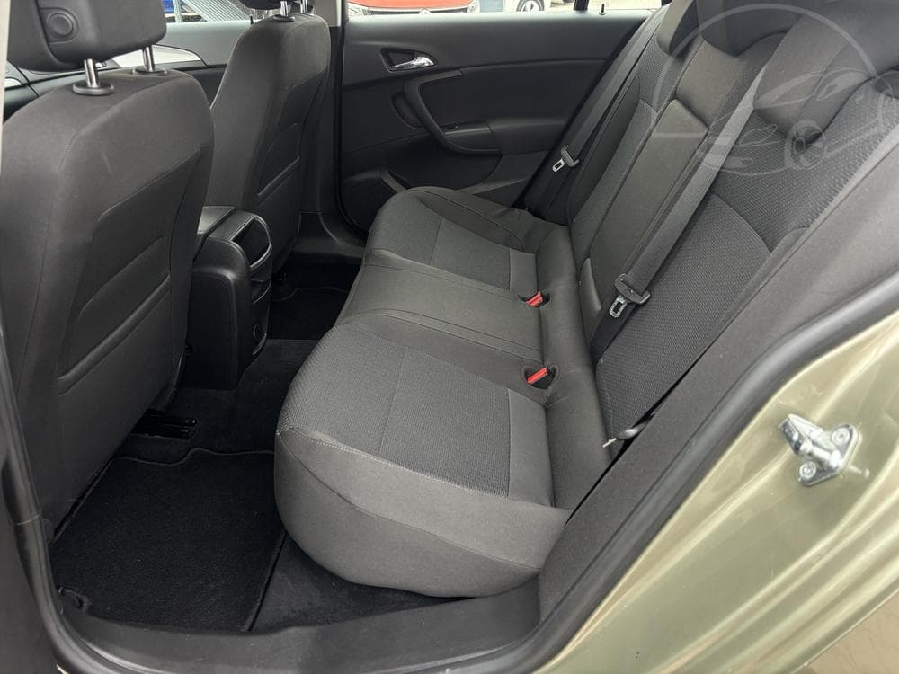 2015 Opel INSIGNIA - 10