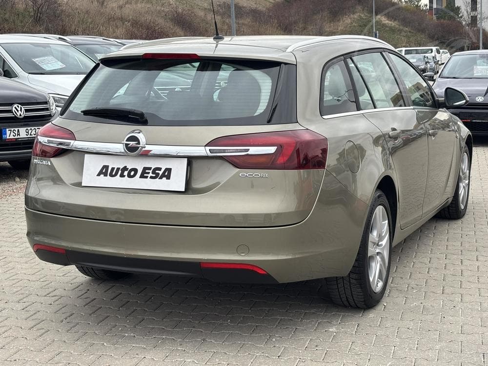 2015 Opel INSIGNIA - 4