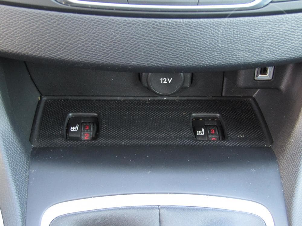 2017 Peugeot 308 - 12