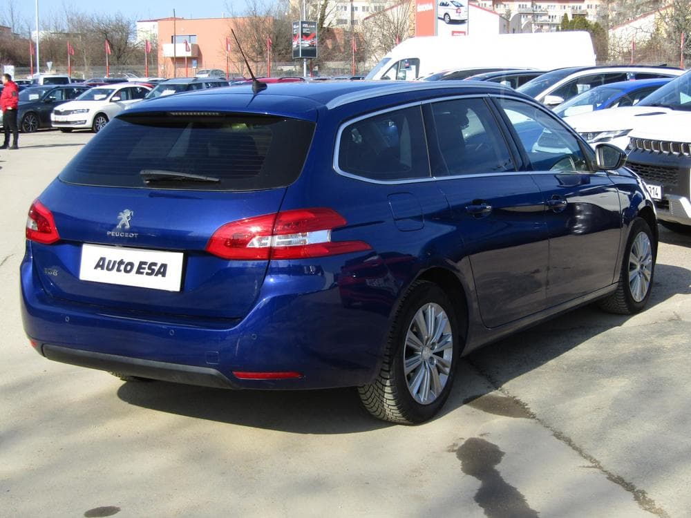 2017 Peugeot 308 - 5