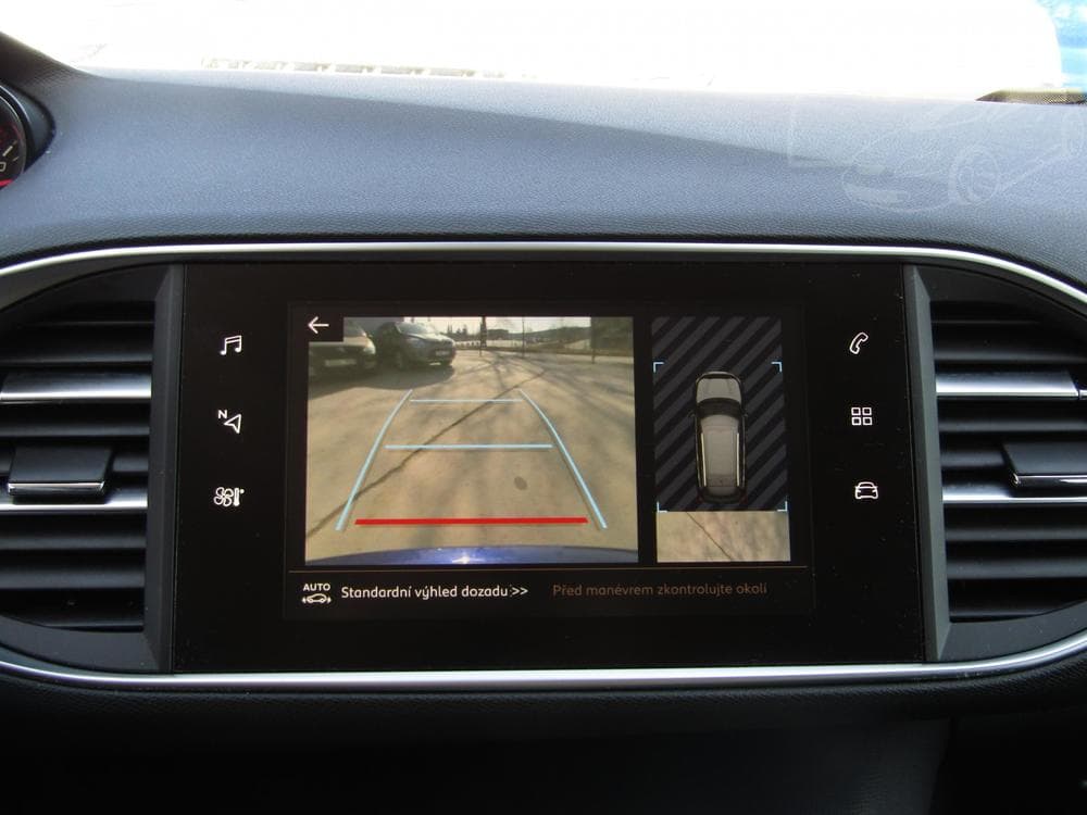 2017 Peugeot 308 - 7