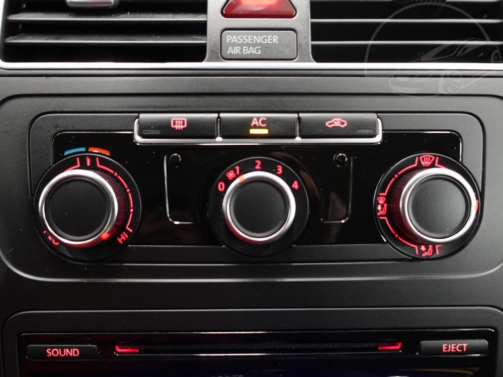 2011 Volkswagen TOURAN - 17
