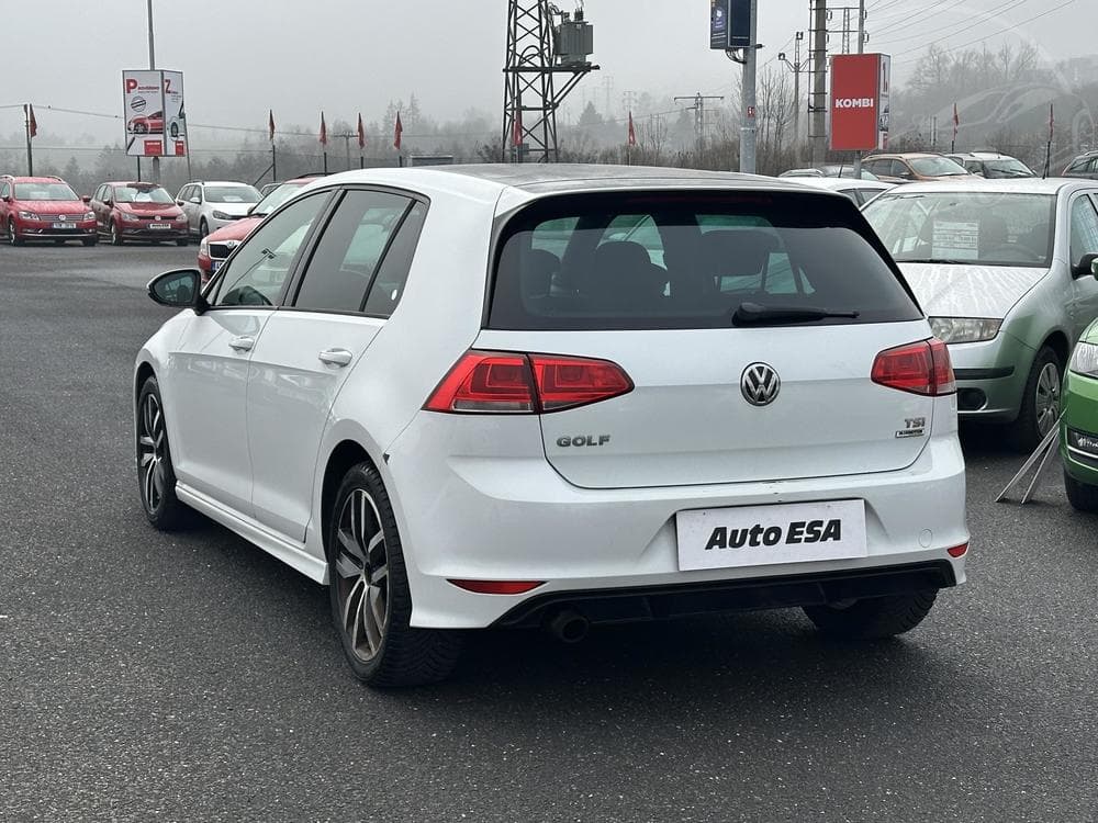 2014 Volkswagen GOLF - 16