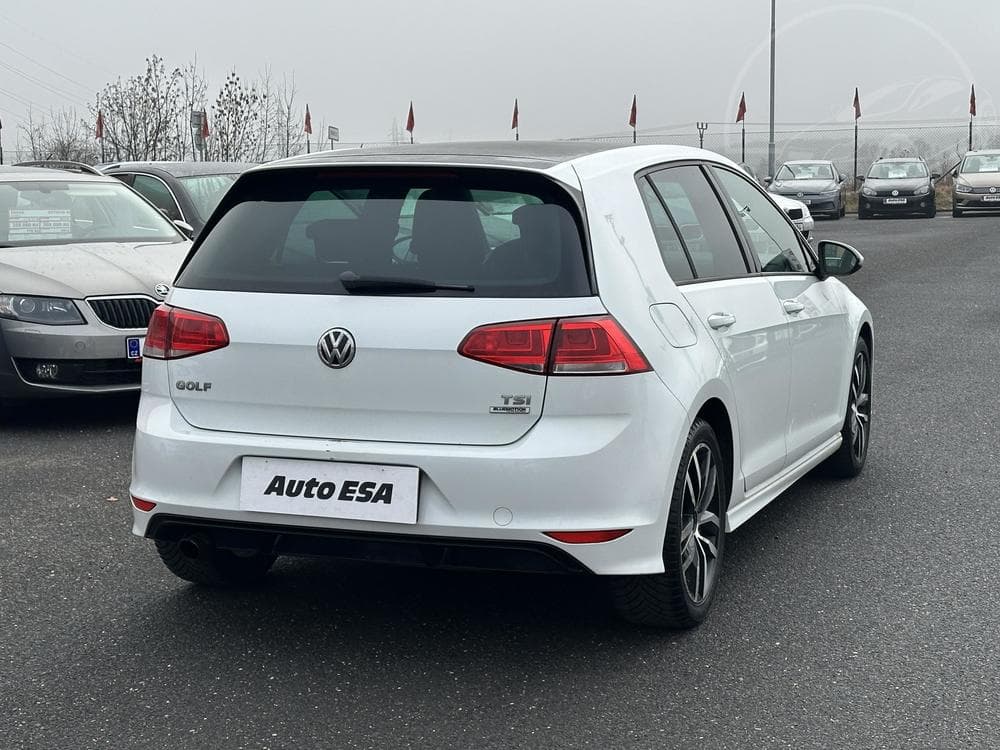 2014 Volkswagen GOLF - 26