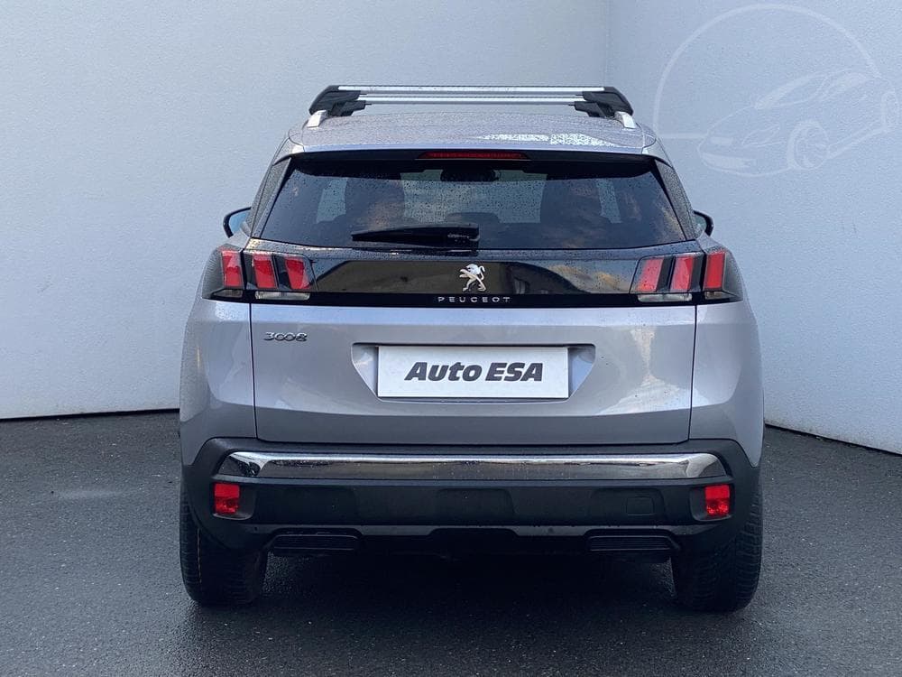 2018 Peugeot 3008 - 9