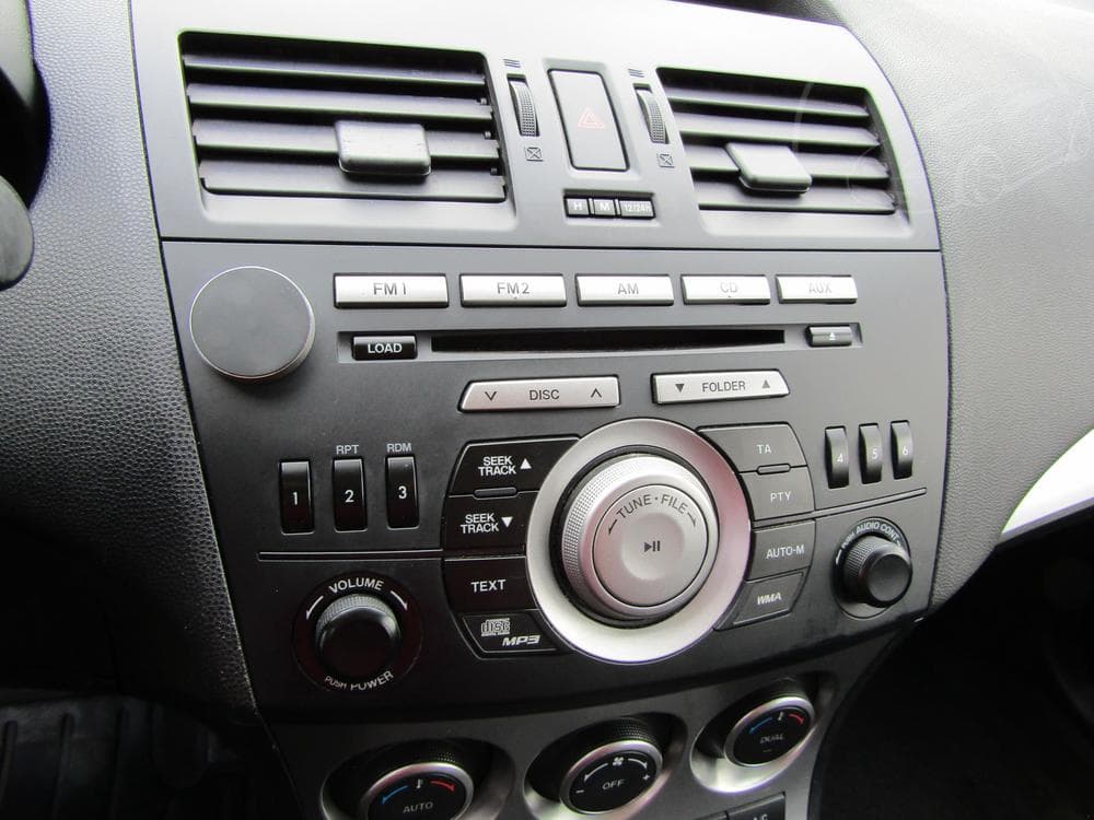 2011 Mazda 3 - 11