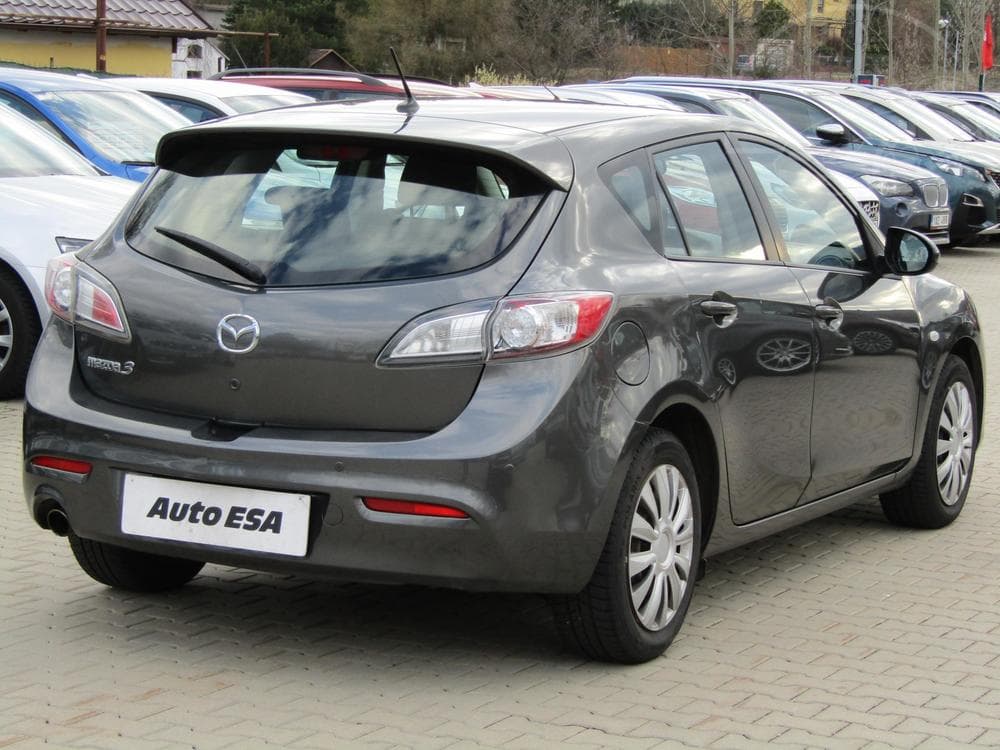 2011 Mazda 3 - 6