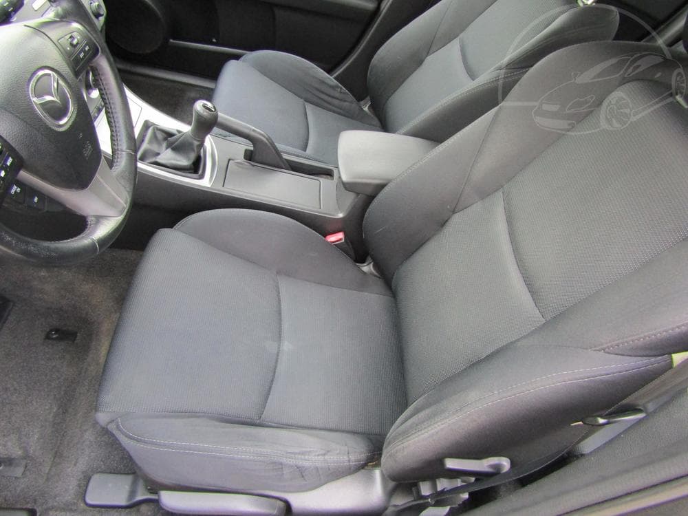 2011 Mazda 3 - 9