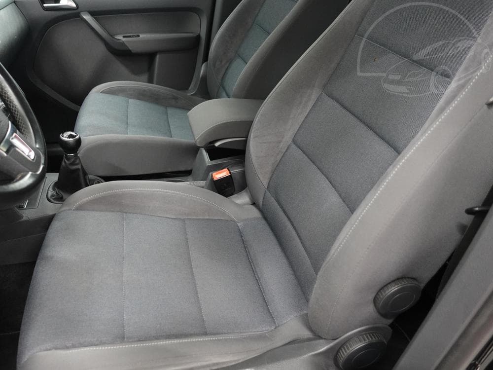 2011 Volkswagen TOURAN - 33