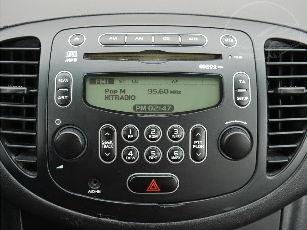 2010 Hyundai i10 - 12