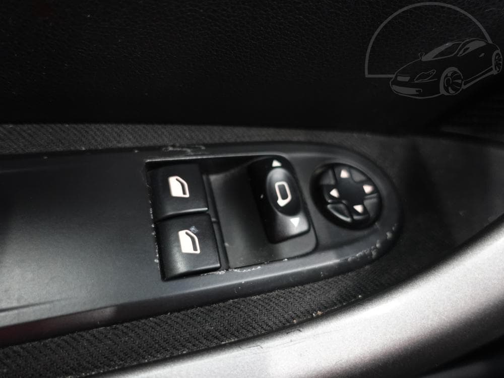 2011 Peugeot 308 - 14