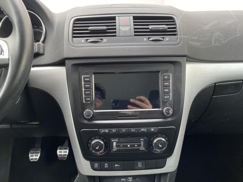 2015 Škoda YETI - 34