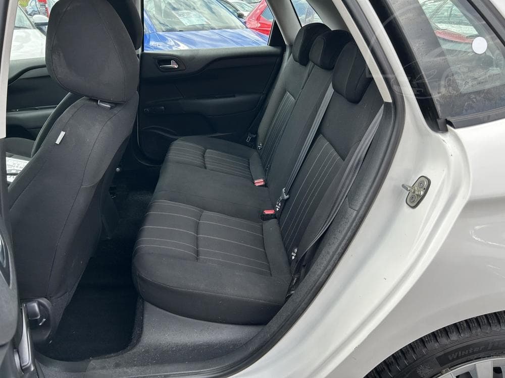 2013 Citroen C4 - 10