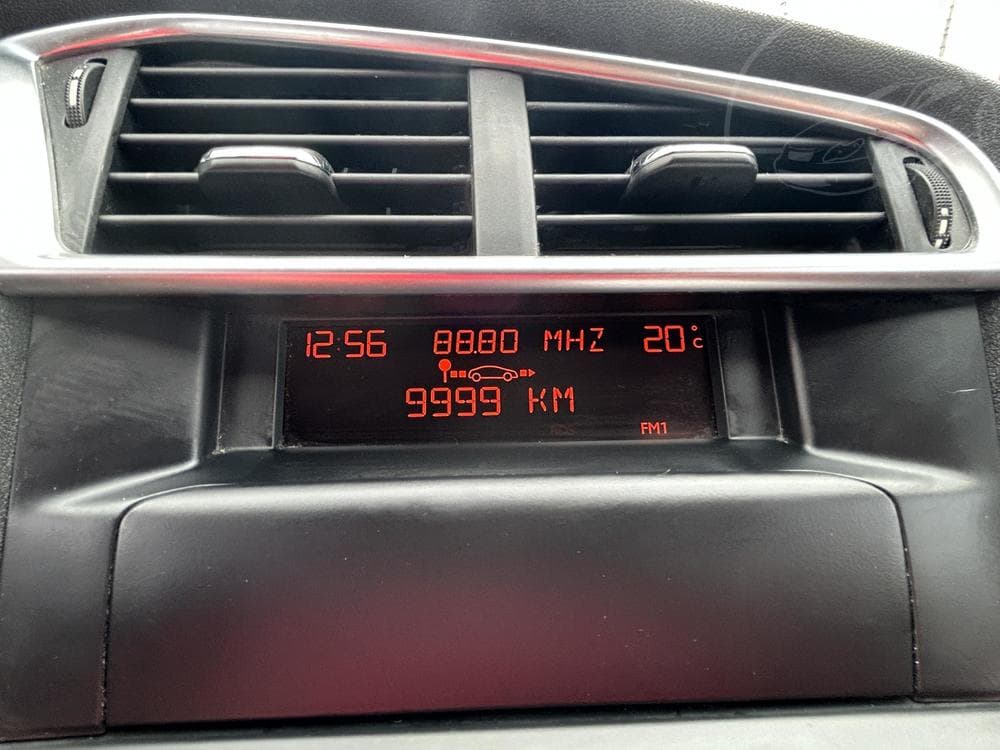 2013 Citroen C4 - 16