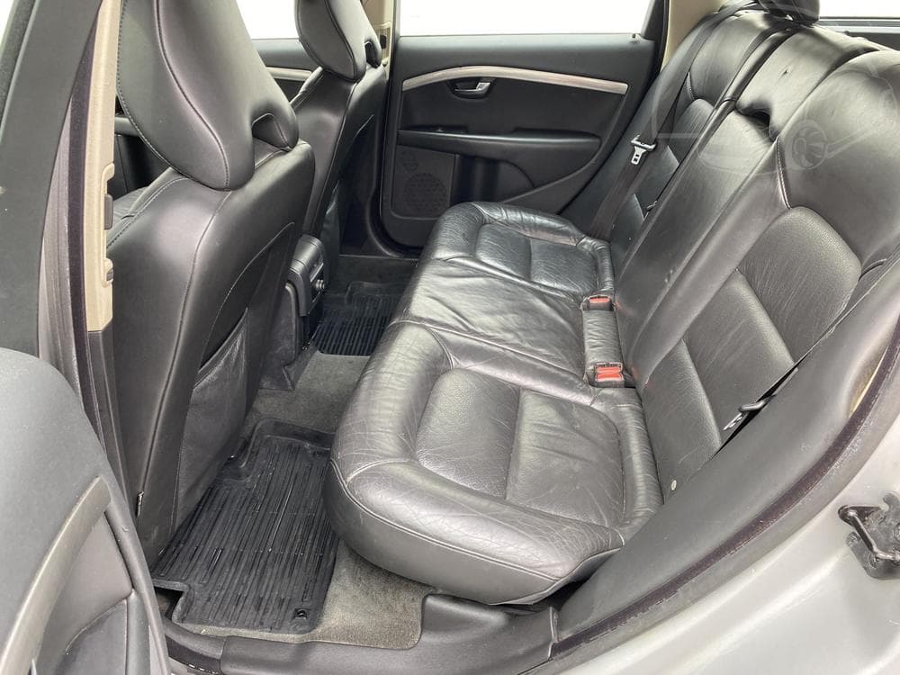 2008 Volvo V70 - 10