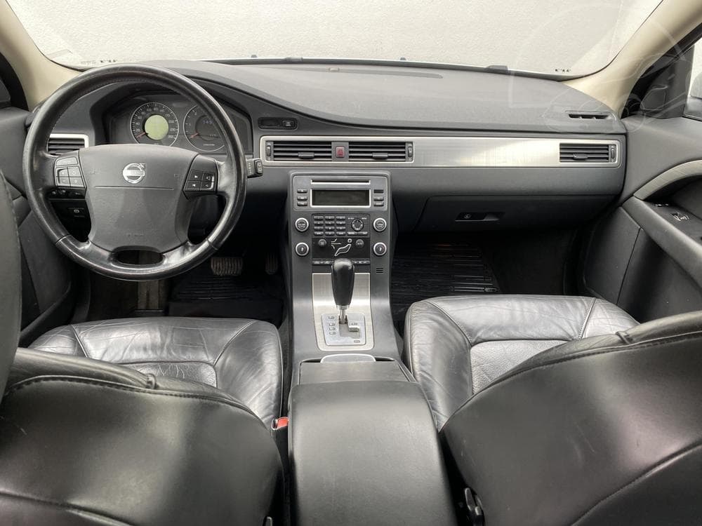2008 Volvo V70 - 8
