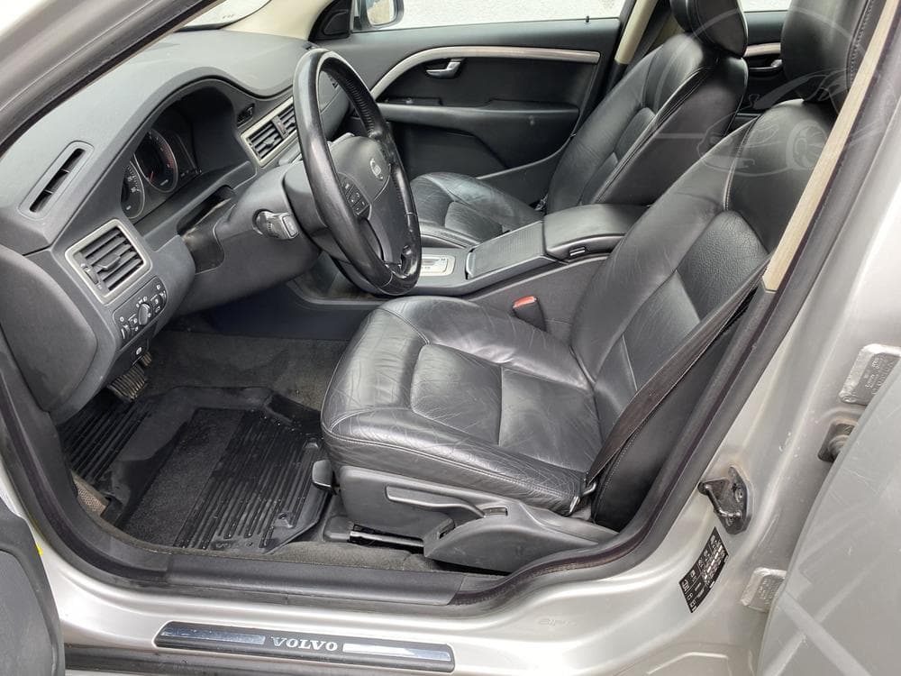 2008 Volvo V70 - 9
